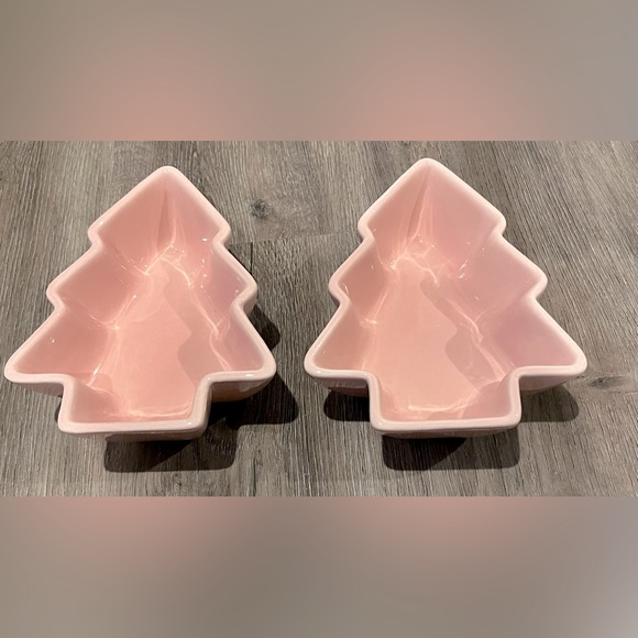 Pretty in Pink Christmas Tree Dishes- Set of 2 - Picture 1 of 3